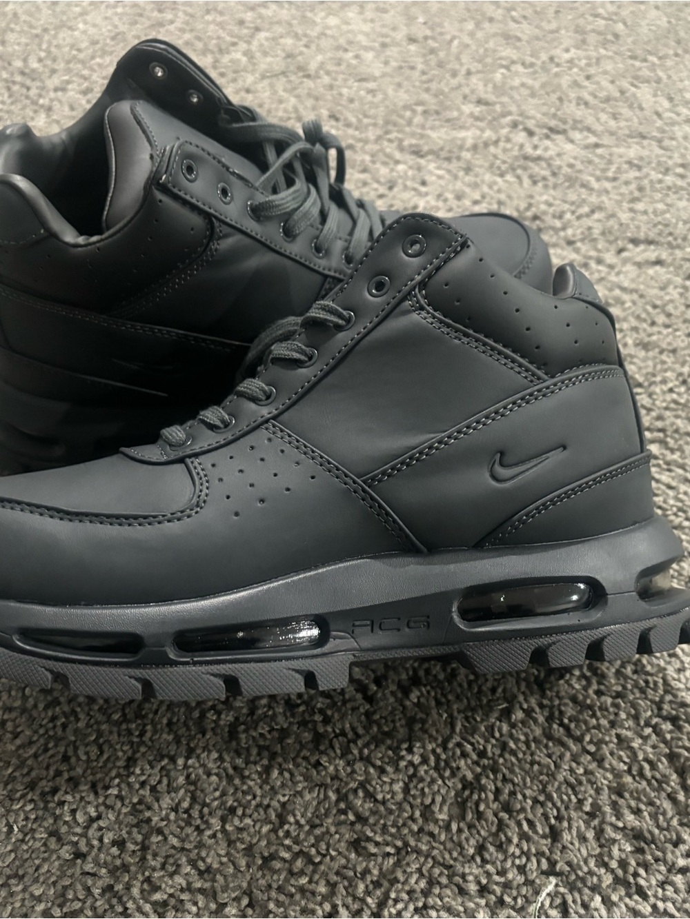 Nike Men's Black Tactical Air-Cushioned Boot